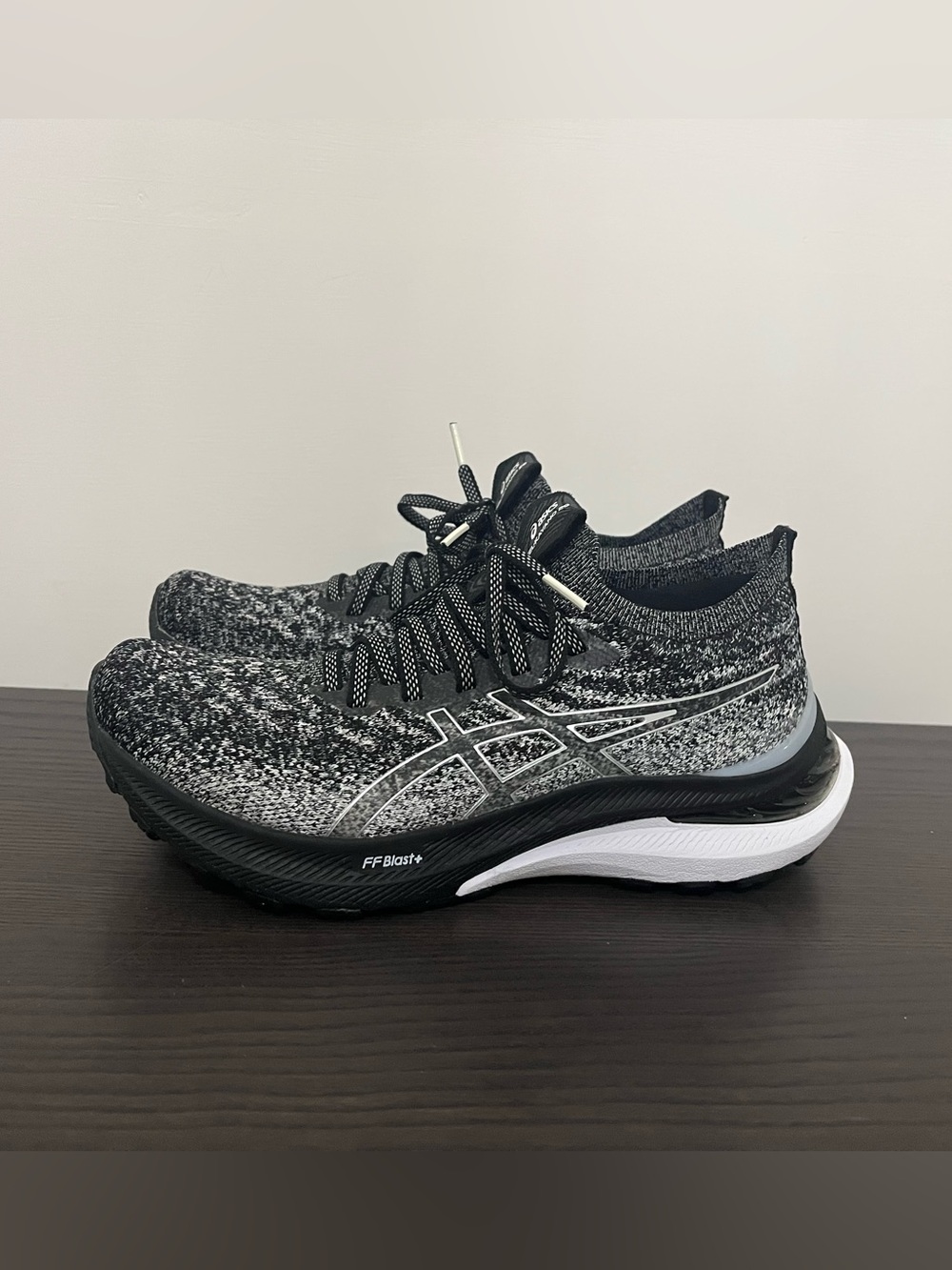 ASICS Women’s Gel Kayano 29 Running Shoes